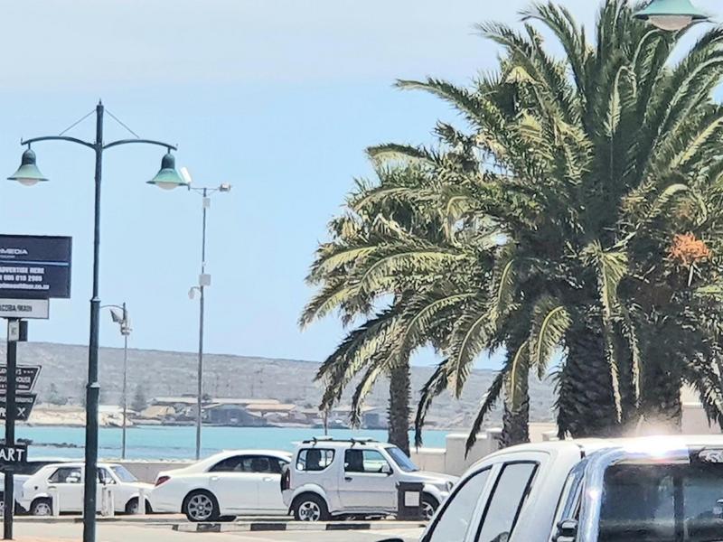 2 Bedroom Property for Sale in Middedorp Western Cape